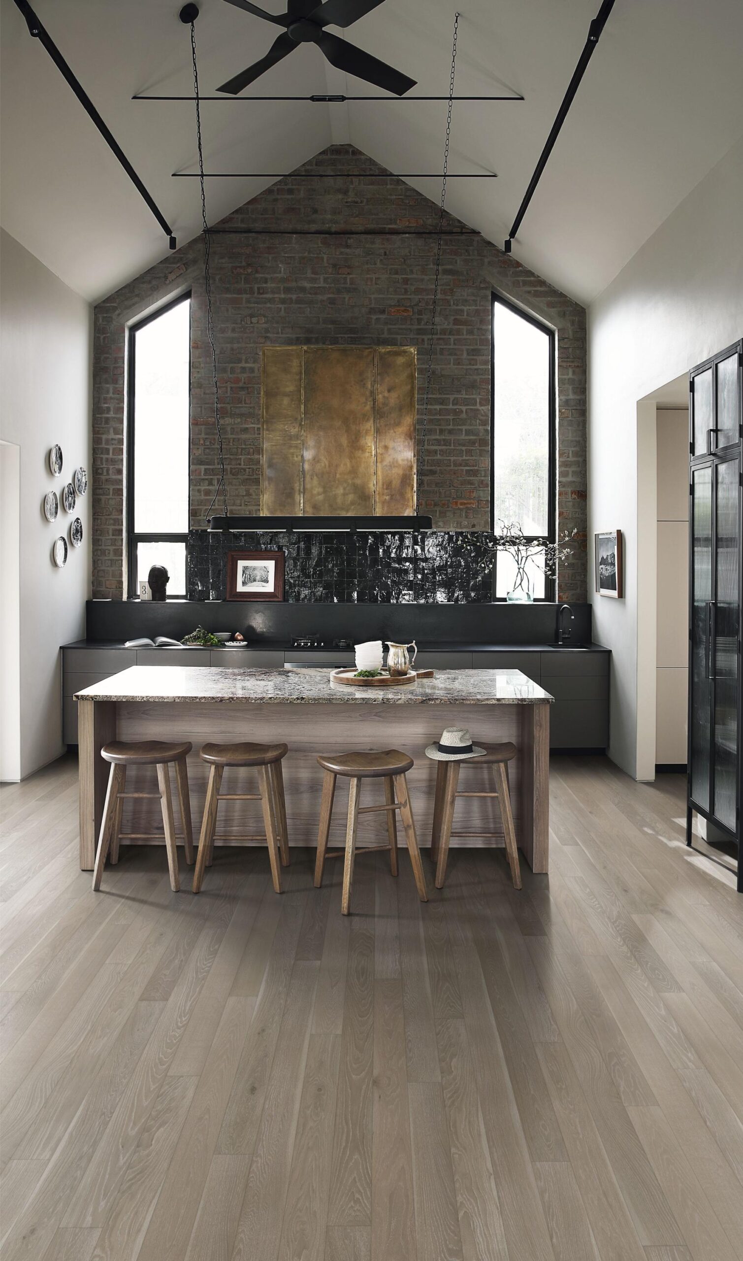 Parchet triplu stratificat Kahrs Oak Heather 127 x 1860 x 13 mm